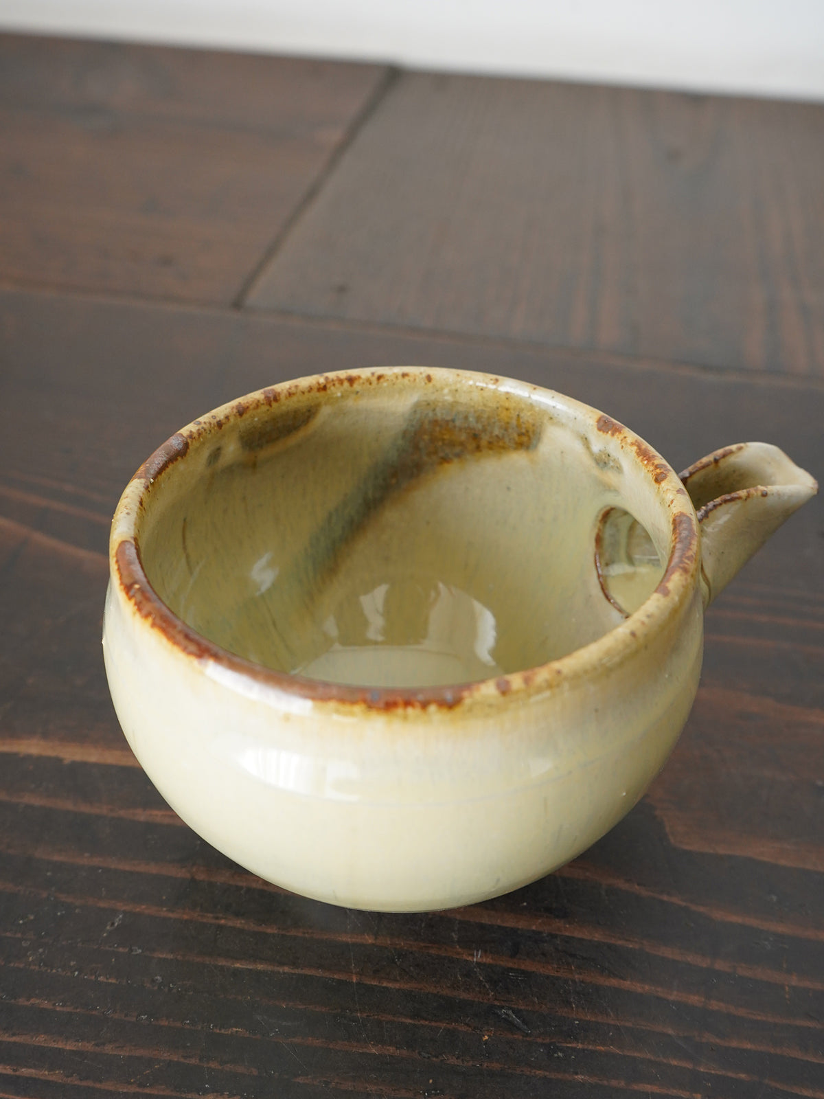 Timi Lantos 片口 (T-038)